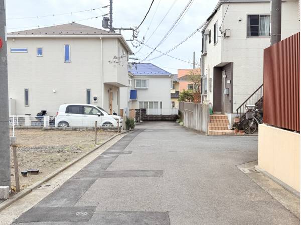 前面道路　約4.6ｍ