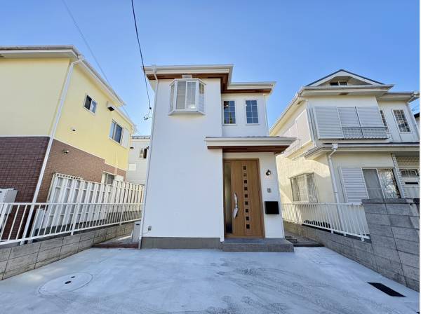 お車も停めやすい広さのカースペース