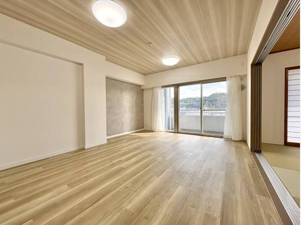 南東向きのリビングです。