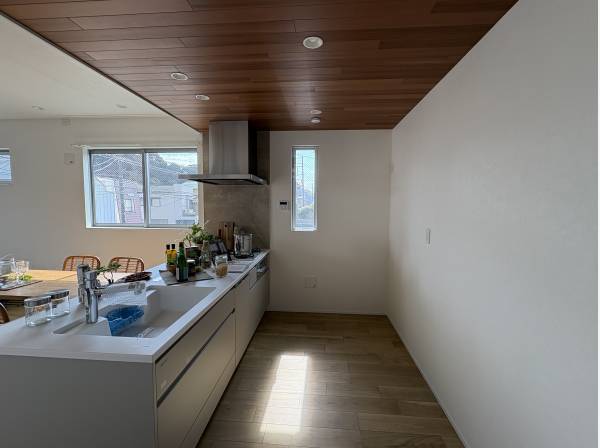 キッチンスペースも広いですね。