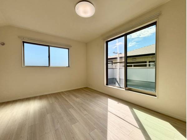 リフォーム済みの清潔なプライベートルーム。