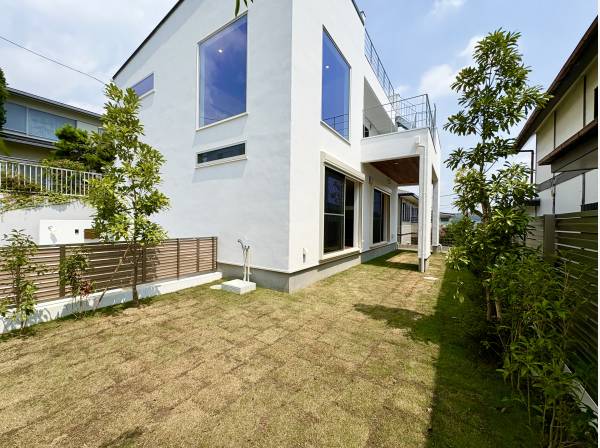 お庭で家族時間や家庭菜園などが楽しめます