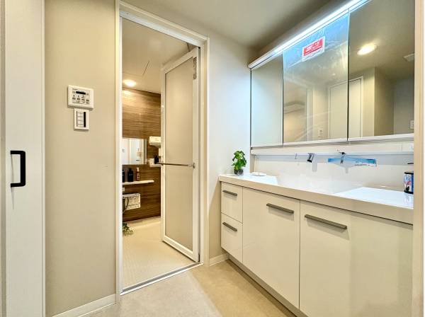 パウダールーム