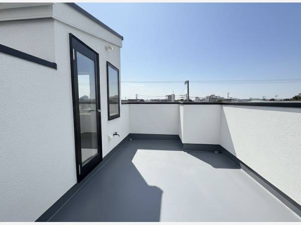 ルーフバルコニー