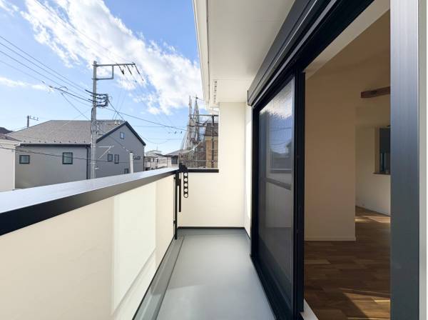 南向きで陽当たり良好なバルコニー！