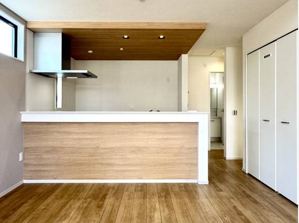 カフェスタイルのキッチンスペース