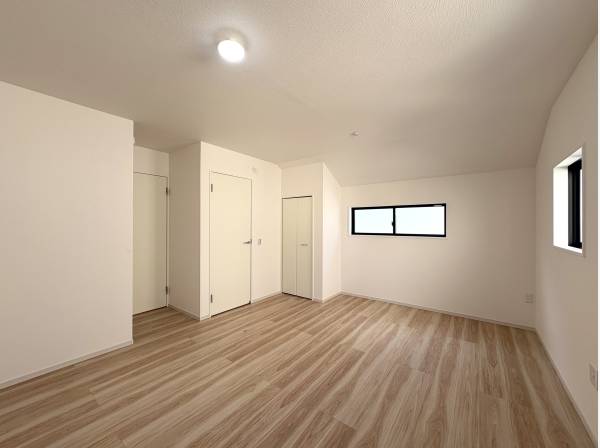 １０帖超の大きなお部屋は仕切ることで４ＬＤＫに変更可能