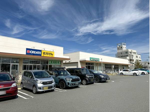 なぎさモールまで徒歩11分（約850m）