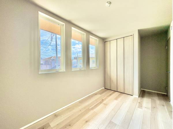 落ち着いた雰囲気の居室