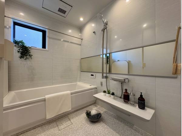 1日の疲れを癒すバスルーム