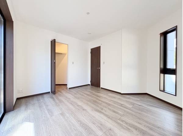 居室は3部屋ございます