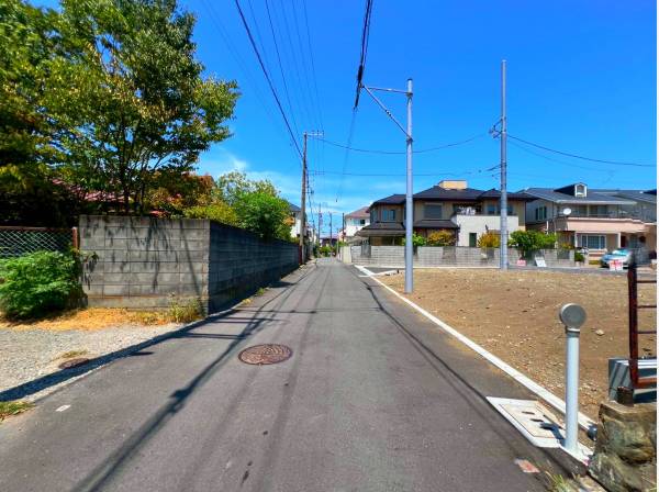 閑静な住宅街でございます