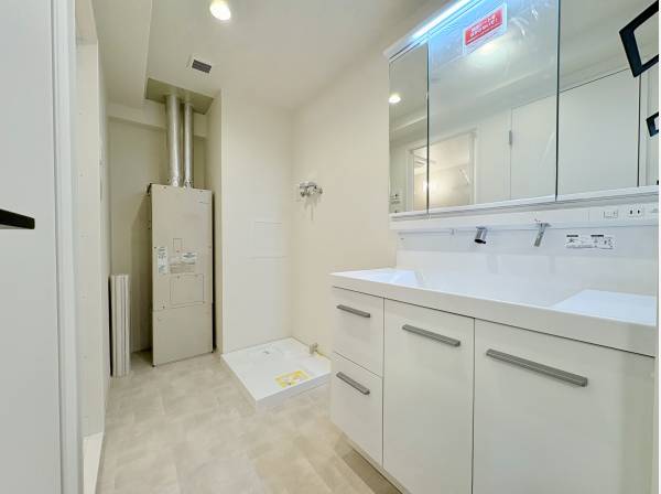 広々と使える脱衣所