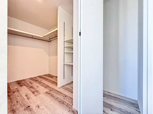 主寝室のＷＩＣはかなりの広さがございます