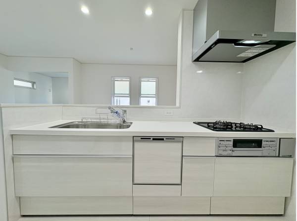 食洗機付きシステムキッチン