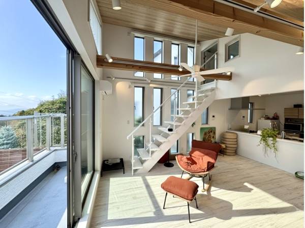 ご覧のように室内は陽に包まれます