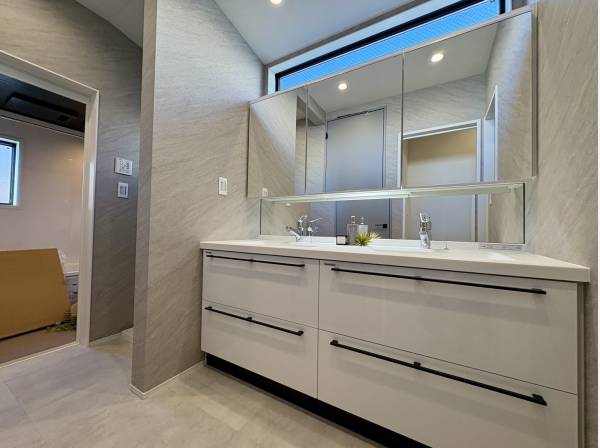 パウダールーム