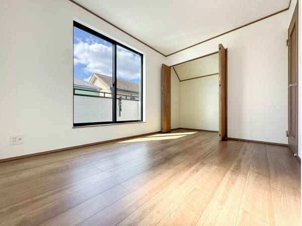 居室は全て二面採光 心地よい光と風が舞い込みます