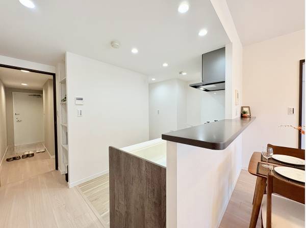 広く使えるキッチンスペース