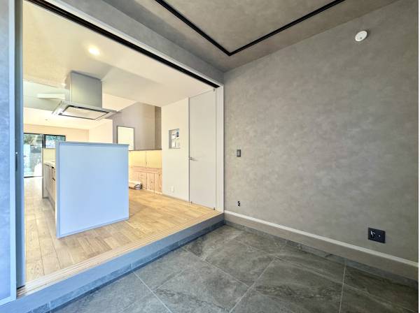 リビングからつながるフリースペース