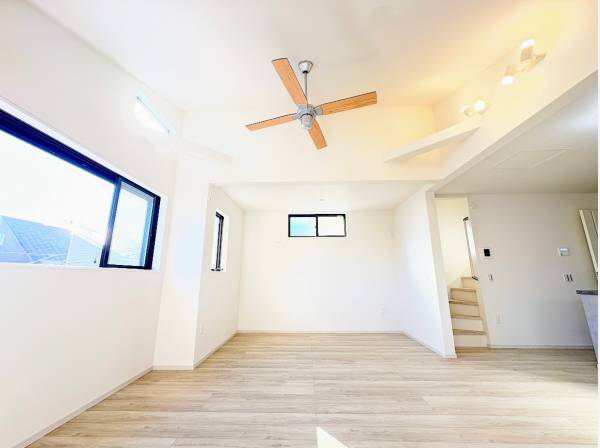 日当りのよい家族が集まる暖かい空間