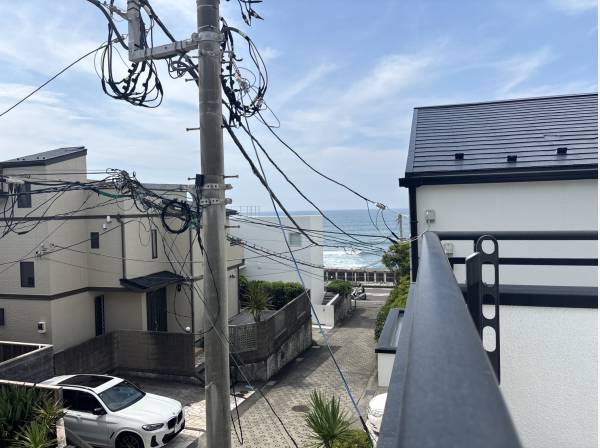 バルコニーからも海を望むことができます