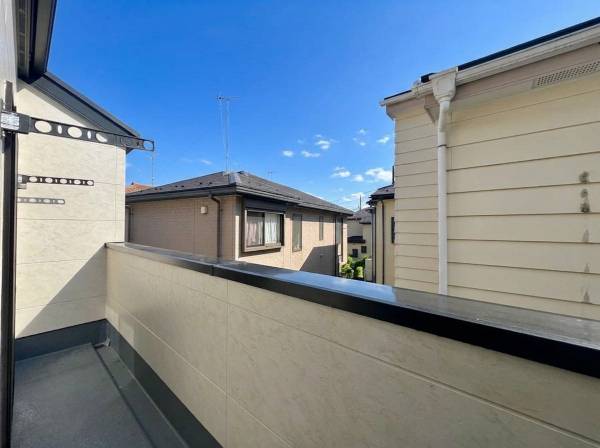 バルコニーの日当たりも良好です！