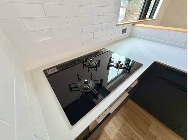 注文建築でも人気のL型キッチンです。