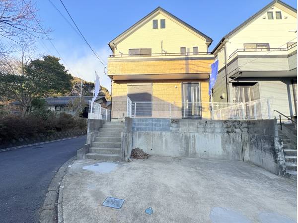 カースペースは2台付です！(車種による)