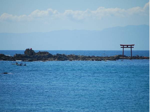 森戸海岸まで徒歩6分（約480ｍ）