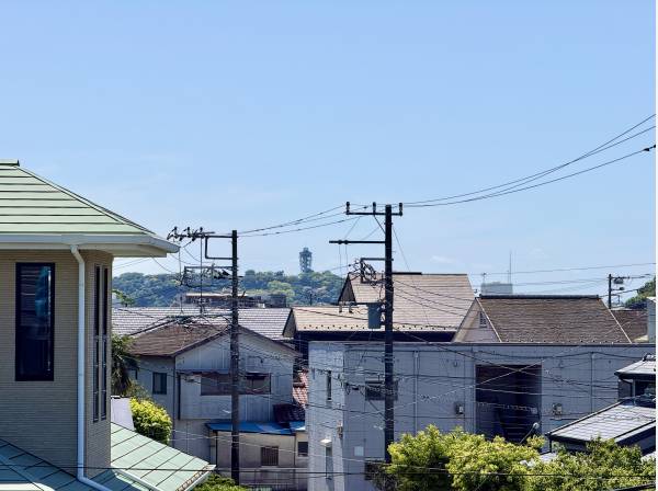 ルーフバルコニーから江ノ島を望めました！
