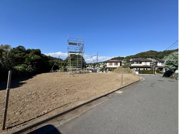 前面道路もゆとりがあります