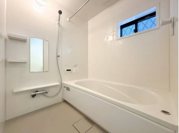 『ミラバス』が標準搭載されお湯もお肌もいつも綺麗に♪