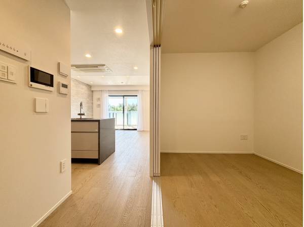 LDKと繋がる洋室部分