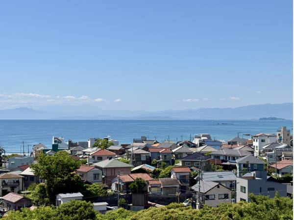 海を眺める開放的な眺望が魅力です。