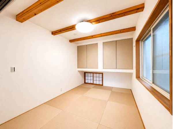 ゴロンと寝転びたくなる和室空間。客間にもお昼寝部屋にもOK！