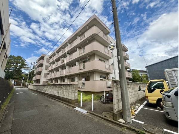 藤沢駅徒歩10分！大規模修繕工事も完了済みの管理体制良好な外観