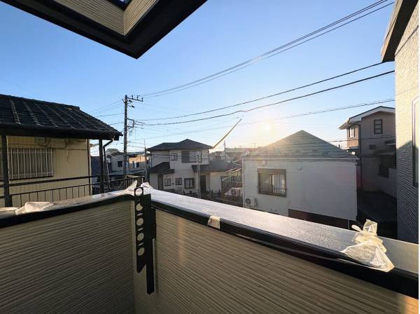 日当たりの良いバルコニー