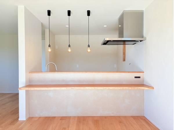 カウンター付きダイニング部分