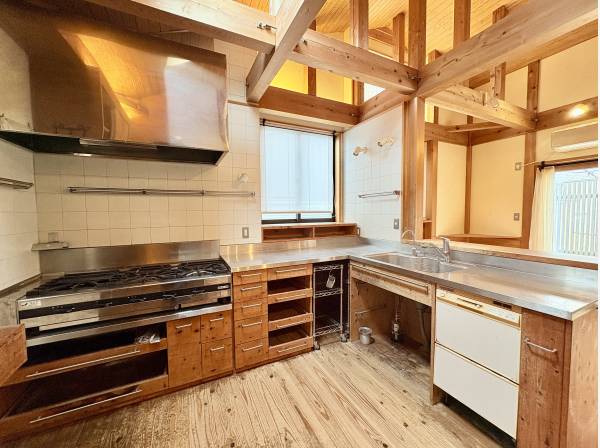 広々と使えるキッチンスペース