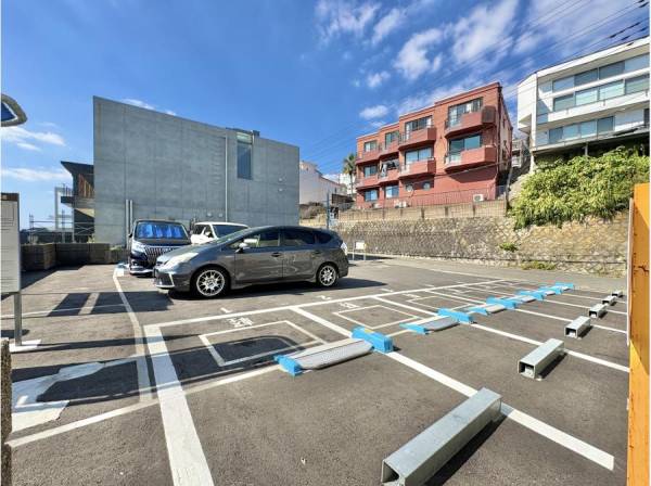 整形地の98坪。素敵な間取りを設計士と共にお考えください