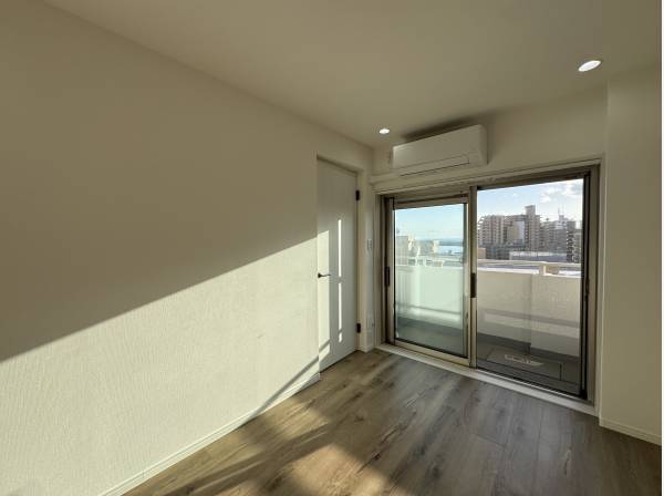 リビング隣に1部屋完備