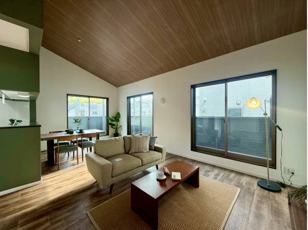 陽当たりも良好で明るい室内です！