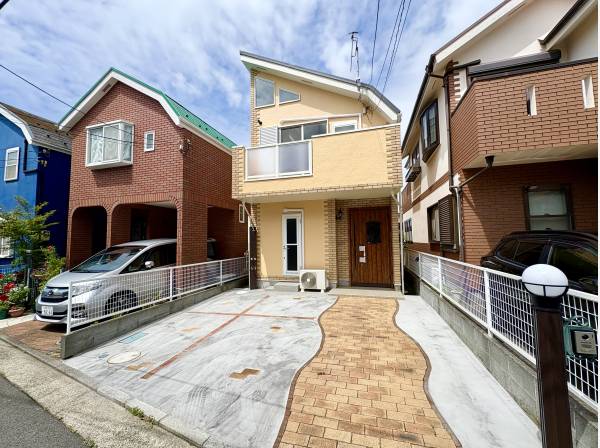 「辻堂駅」まで徒歩11分、利便性に優れた住まい！