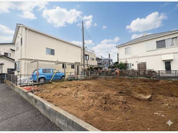 南向きに広く面しているため日当たりは良さそうです