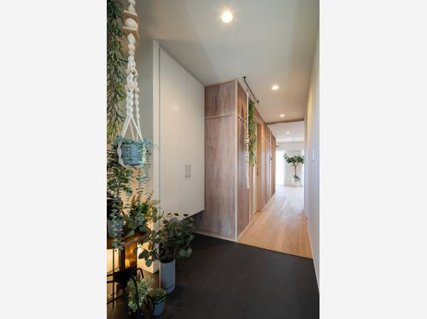 おしゃれな玄関スペースです