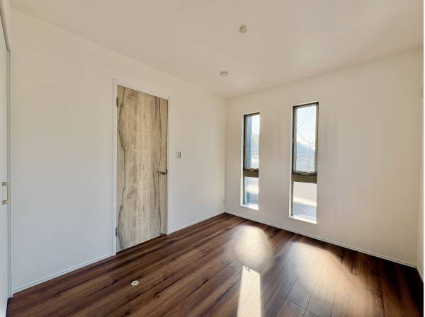 居室には爽やかな風をたっぷりと取り込み、気持ちの良い朝を迎えらます