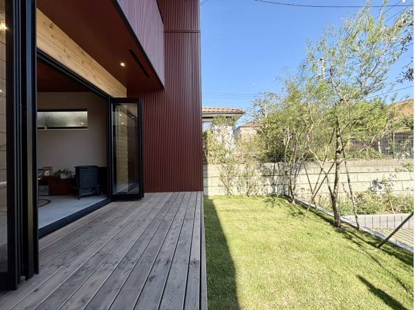 BBQや朝のティータイムなど！