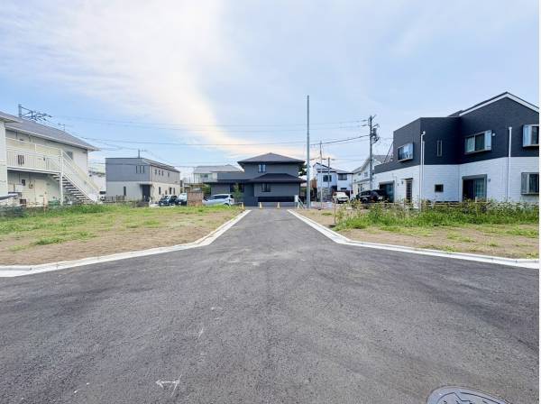 閑静な街並みに、新たな暮らしを描ける土地の誕生です。
