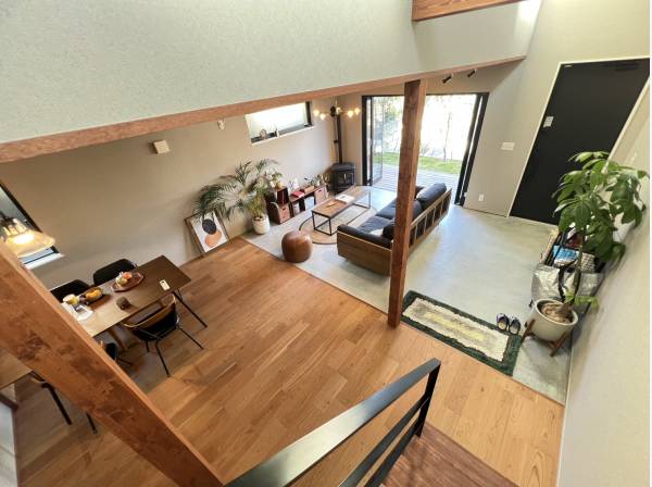 楽しそうな会話が聞こえて聞こえてきそうです♪